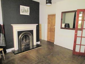 Dining Room - click for photo gallery